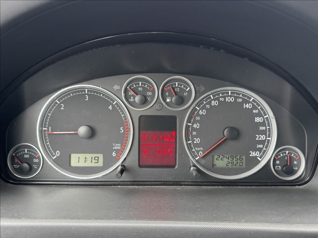 Seat Alhambra Kombi 1,9 l 85 kw