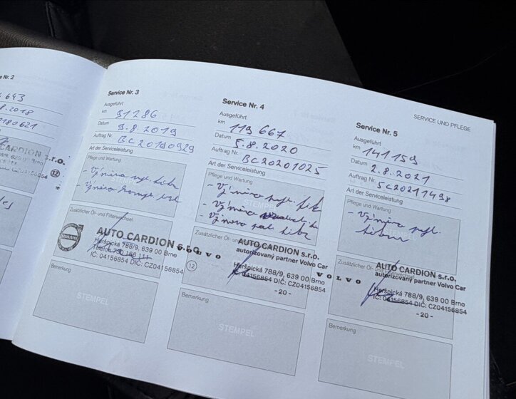 Volvo XC90 SUV / Terénní 2,0 l 173 kw