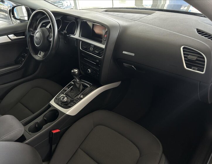 Audi A5 Sedan / Limuzína 2,0 l 140 kw
