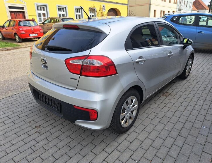 KIA Rio Hatchback 1,1 l 55 kw