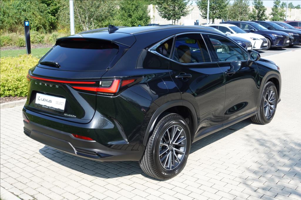 Lexus NX 450h plus