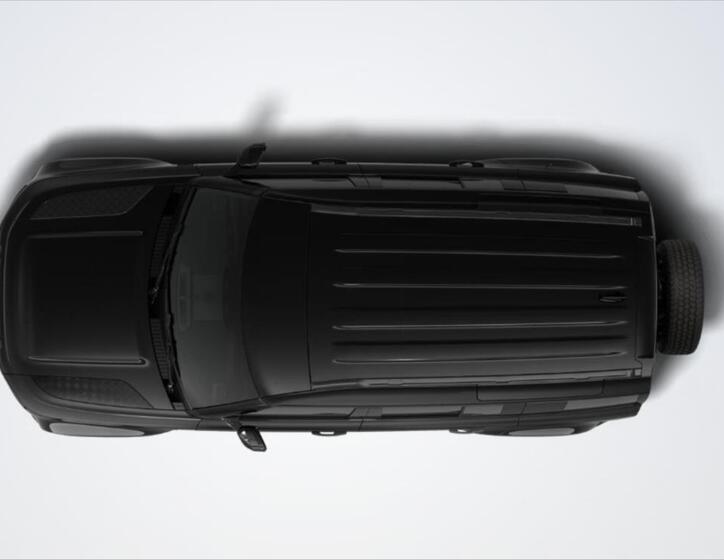 Land Rover Defender 5