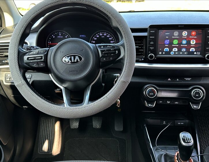 KIA Stonic SUV / Terénní 1,6 l 81 kw