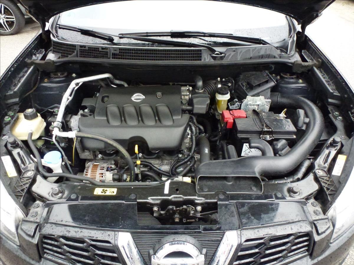 Nissan Qashqai SUV / Terénní 2,0 l 104 kw