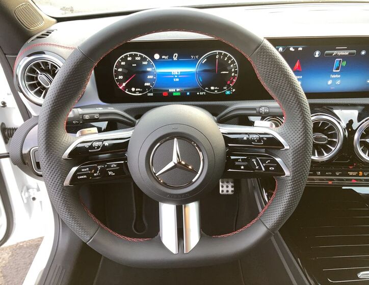 Mercedes-Benz CLA 16