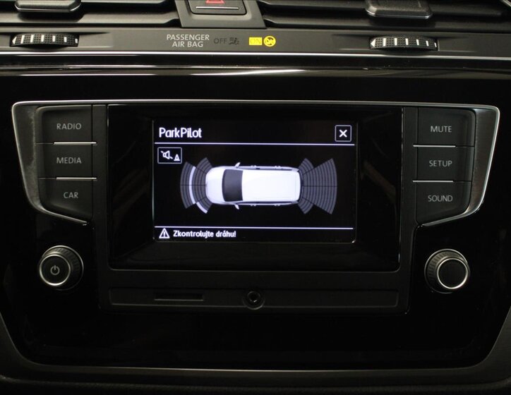 Volkswagen Touran MPV 1,2 l 81 kw