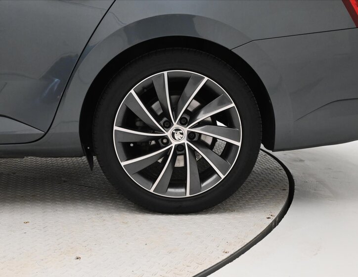 Škoda Superb Kombi 2,0 l 110 kw