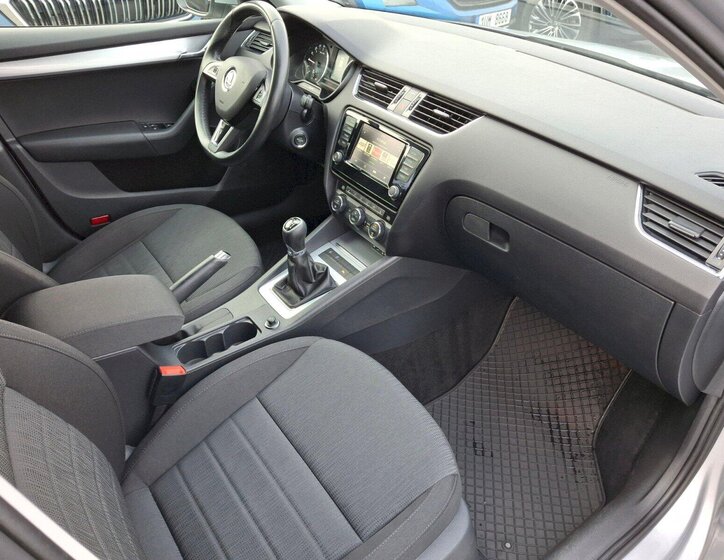 Škoda Octavia Kombi 2,0 l 110 kw