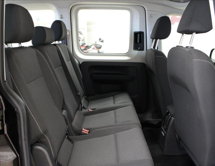 Volkswagen Caddy Kombi 1,2 l 62 kw