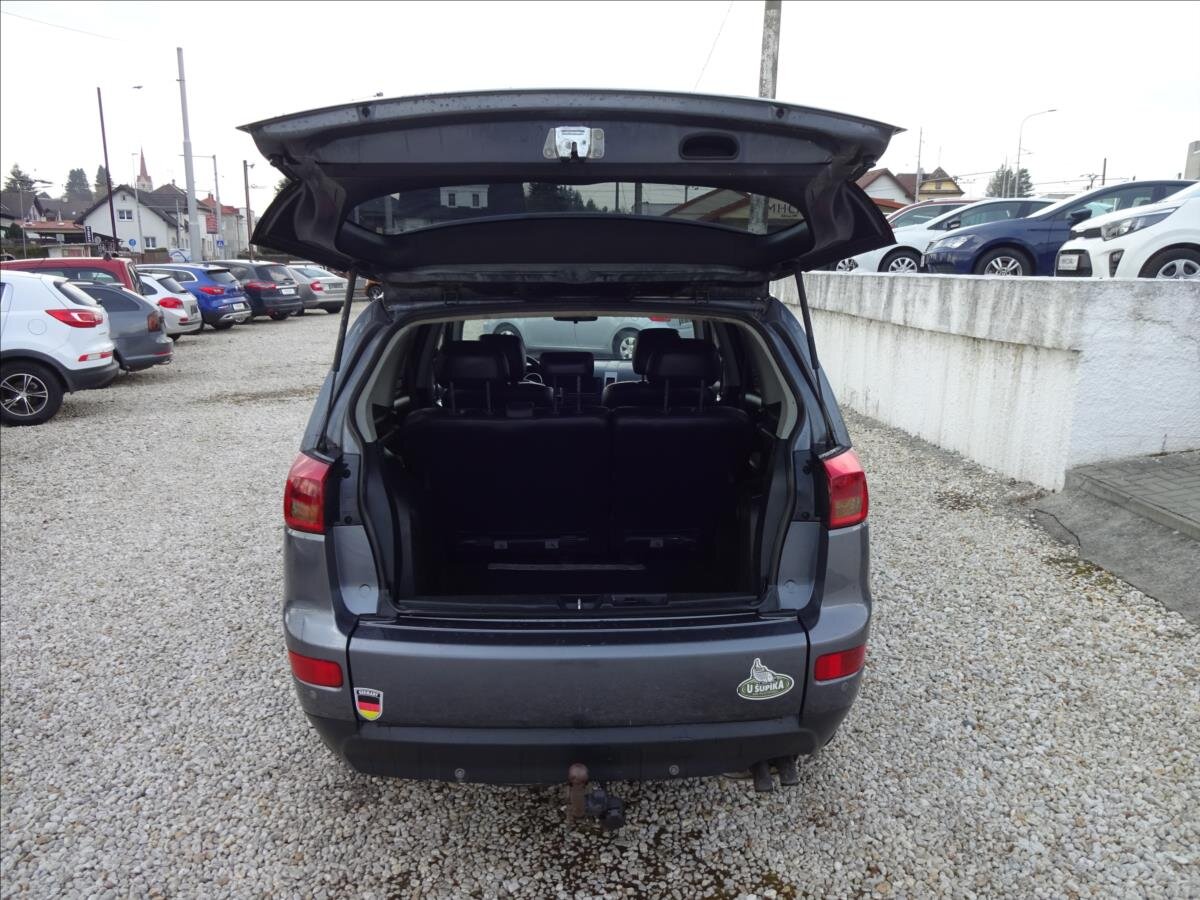 Peugeot 4007 Kombi 2,2 l 115 kw