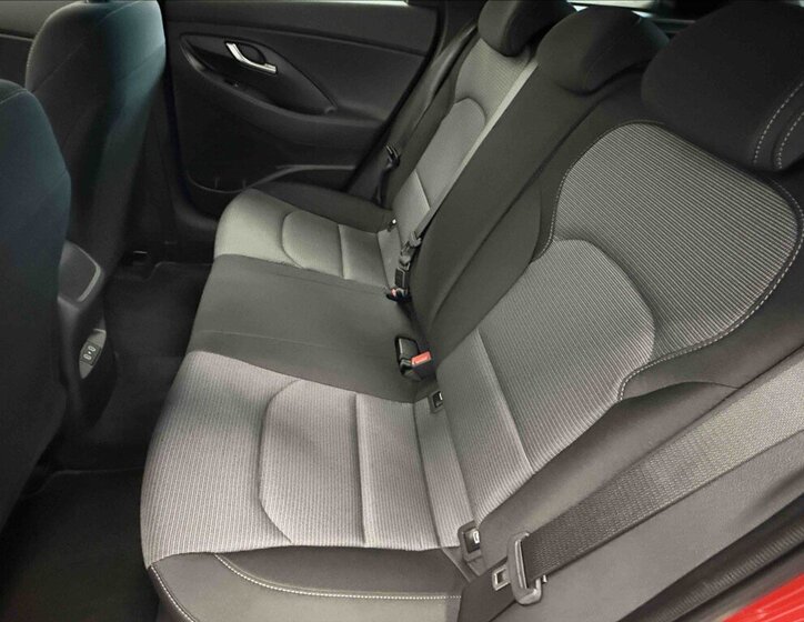 Hyundai i30 Kombi 998,0 73 kw