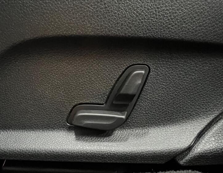 Mercedes-Benz Třídy E 24