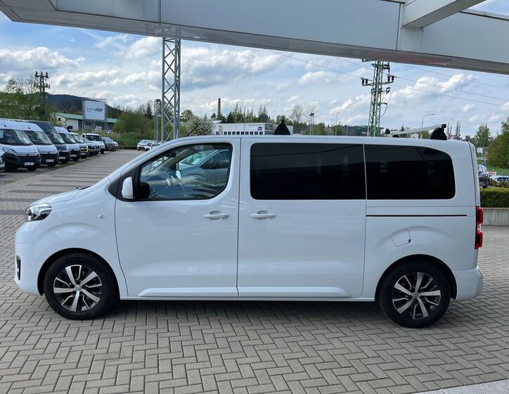 Toyota ProAce Verso 3