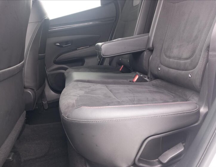 Hyundai Tucson SUV 1,6 l 110 kw