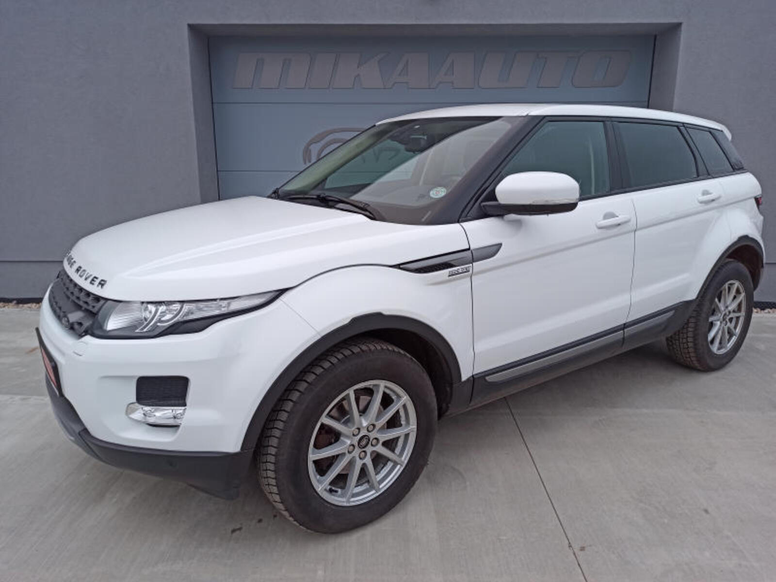 Land Rover Range Rover Evoque 1