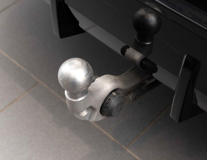 BMW X2 SUV 2,0 l 221 kw