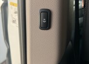 Volkswagen Multivan 27