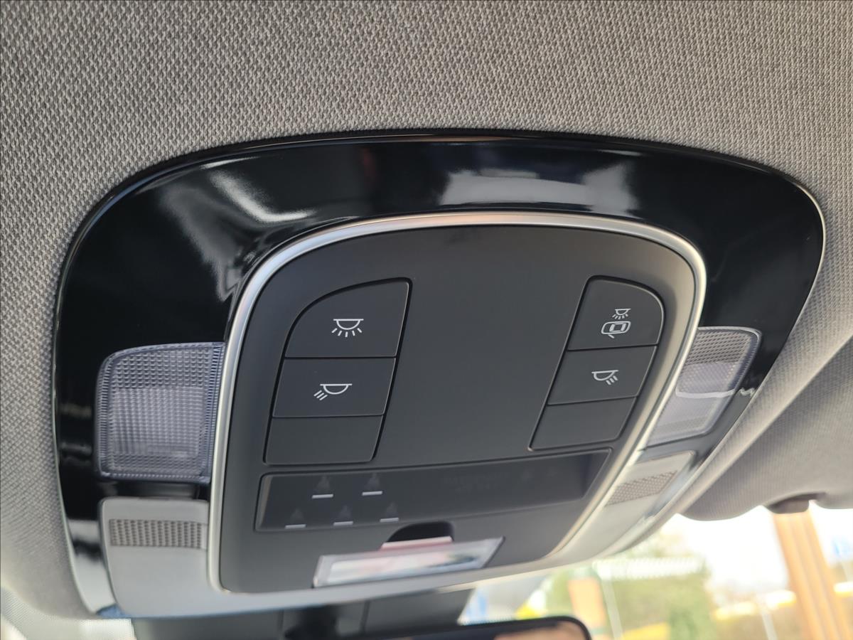 Hyundai Santa Fe SUV 1,6 l 195 kw