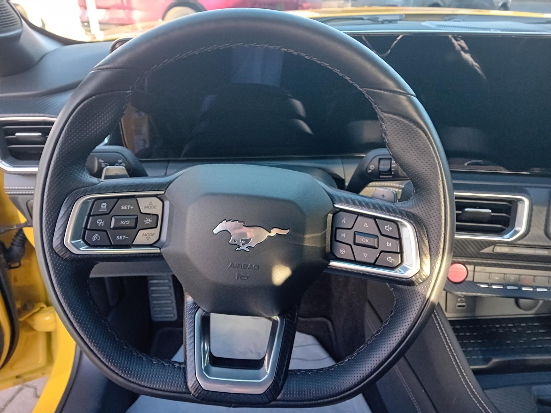 Ford Mustang Kupé 5,0 l 328 kw