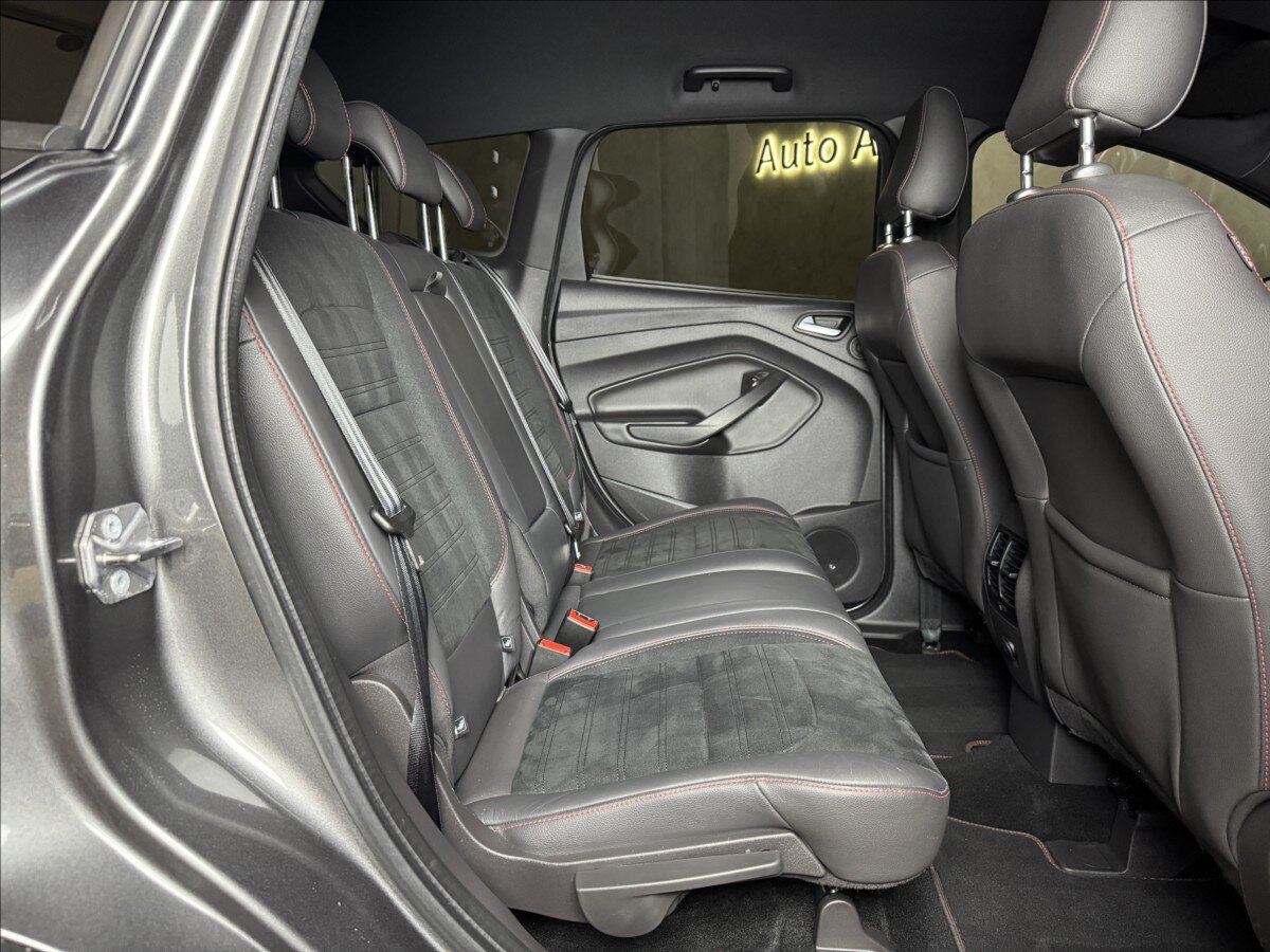 Ford Kuga SUV 2,0 l 178 kw