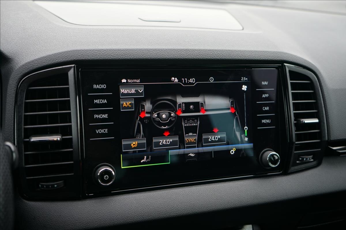 Škoda Karoq SUV / Terénní 1,5 l 110 kw