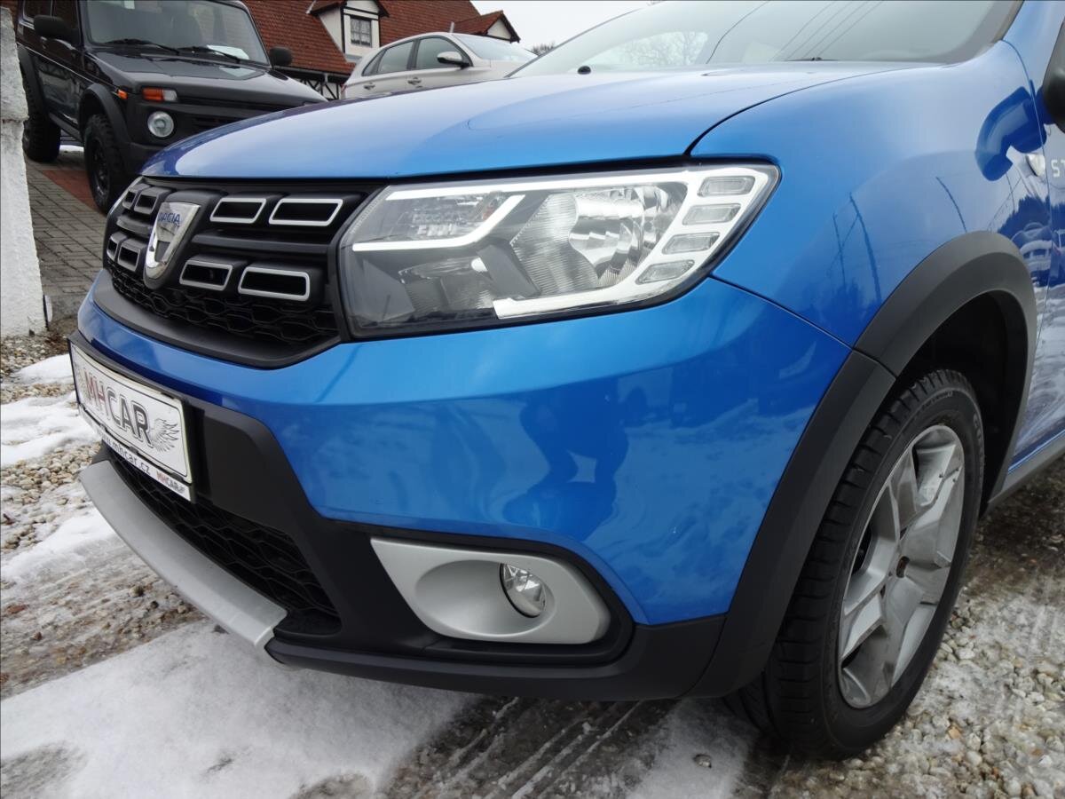 Dacia Sandero Hatchback 898,0 66 kw