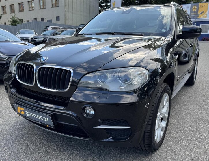 BMW X5 SUV 3,0 l 180 kw