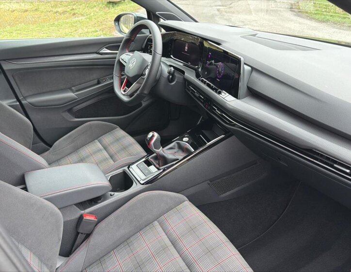 Volkswagen Golf Kombi 2,0 l 180 kw