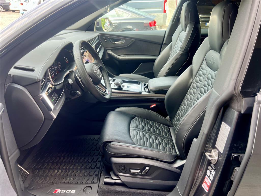 Audi RS Q8