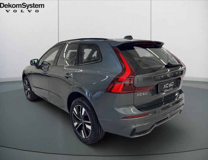 Volvo XC60 4