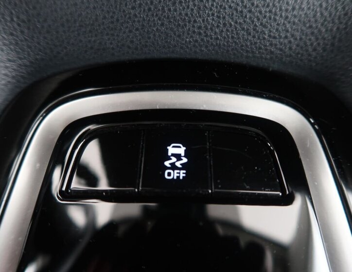 Toyota Corolla Sedan 1,5 l 92 kw