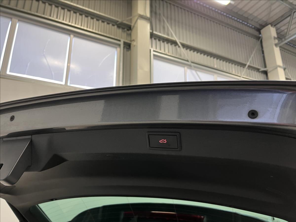 Škoda Karoq SUV / Terénní 2,0 l 110 kw