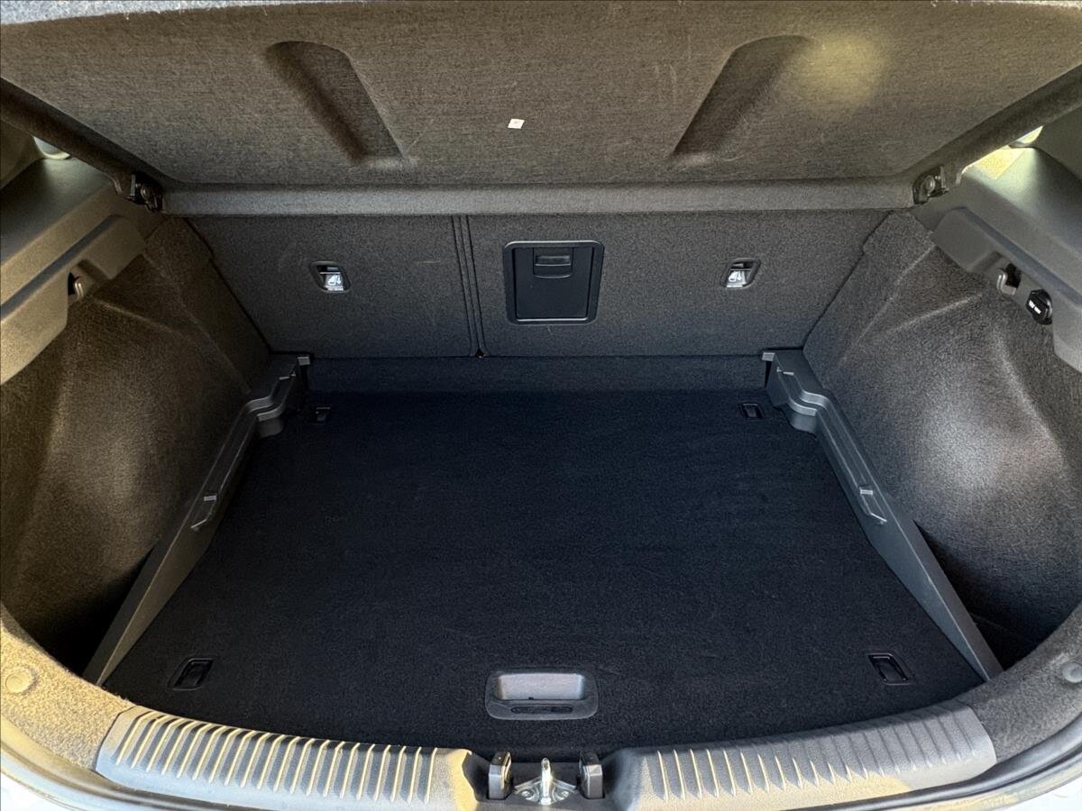 Hyundai i30 Hatchback 1,5 l 80 kw