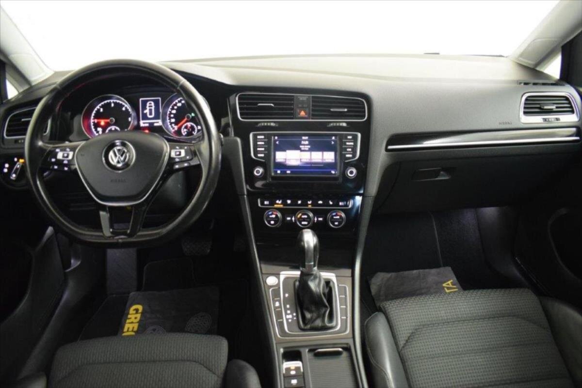 Volkswagen Golf Kombi 2,0 l 110 kw