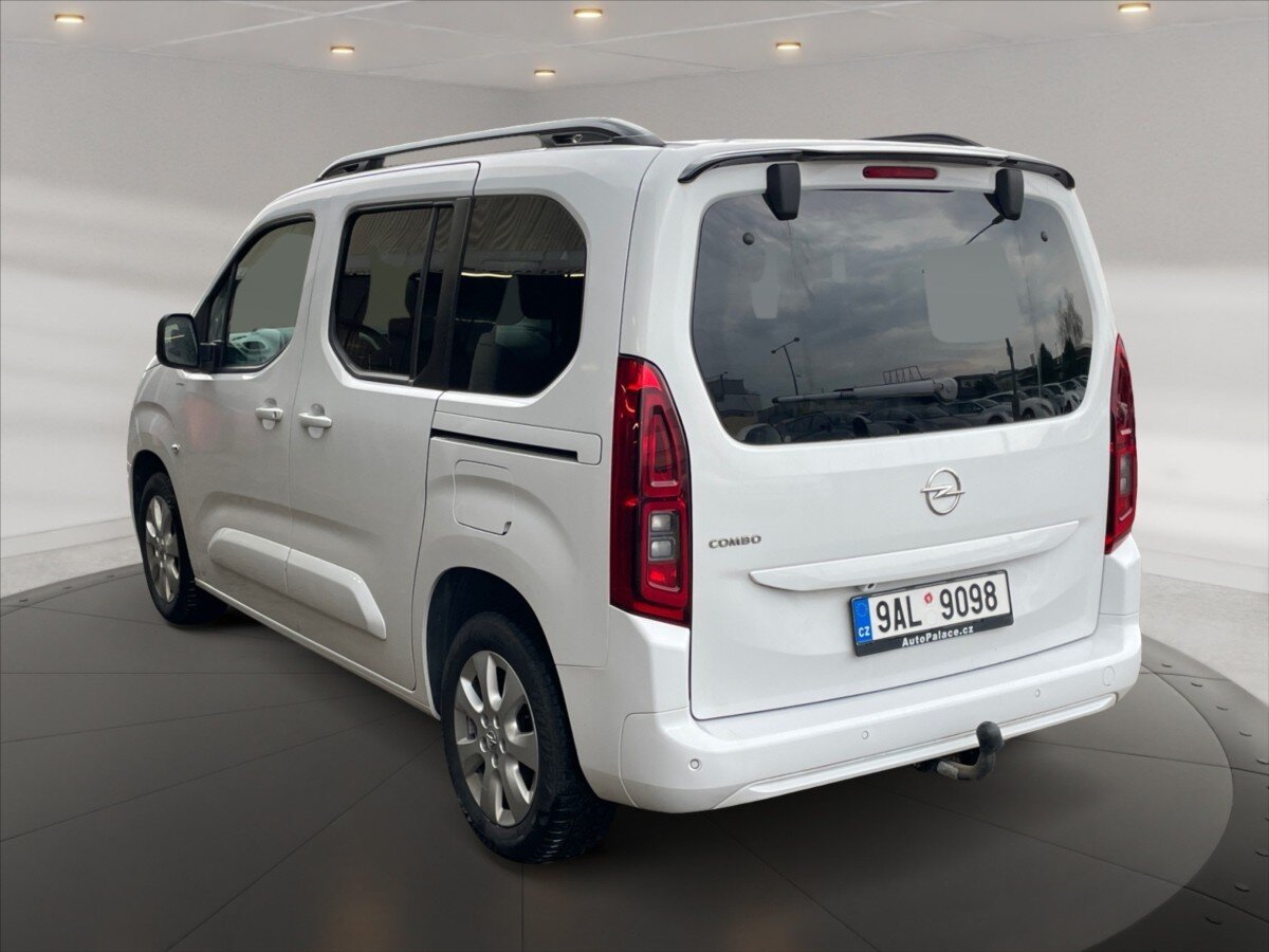 Opel Combo Ostatní 1,5 l 96 kw