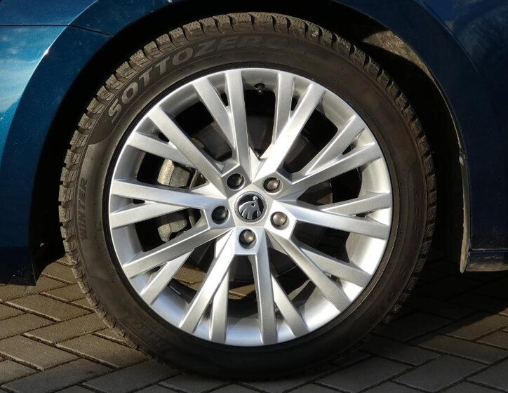 Škoda Superb Kombi 2,0 l 140 kw