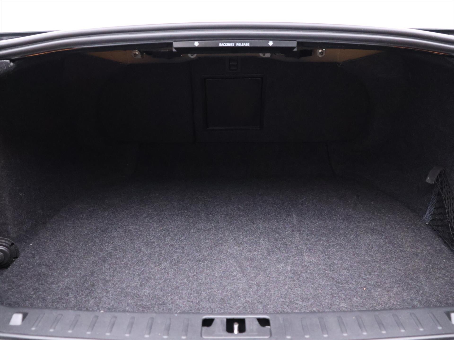 Volvo S80 Sedan / Limuzína 2,4 l 158 kw