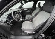 Volvo XC40 SUV / Terénní 2,0 l 145 kw