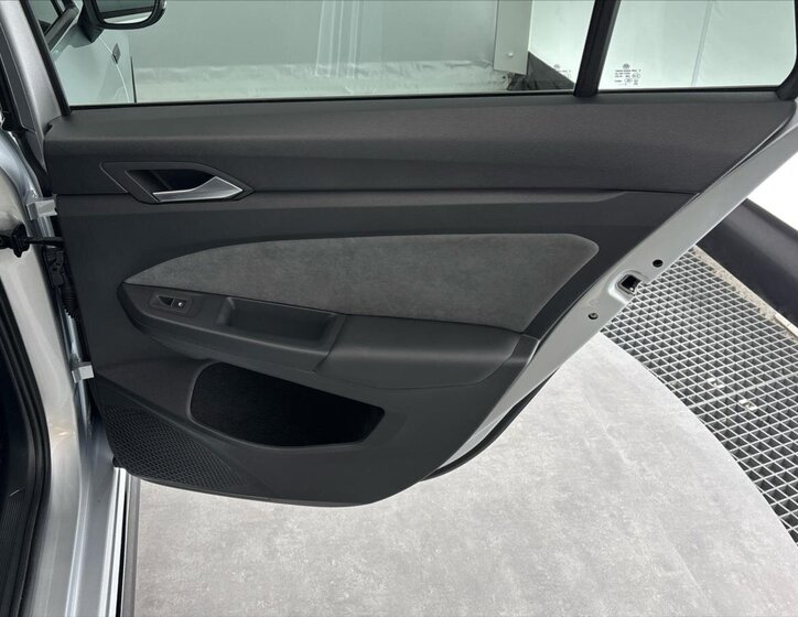 Volkswagen Golf Kombi 1,5 l 110 kw