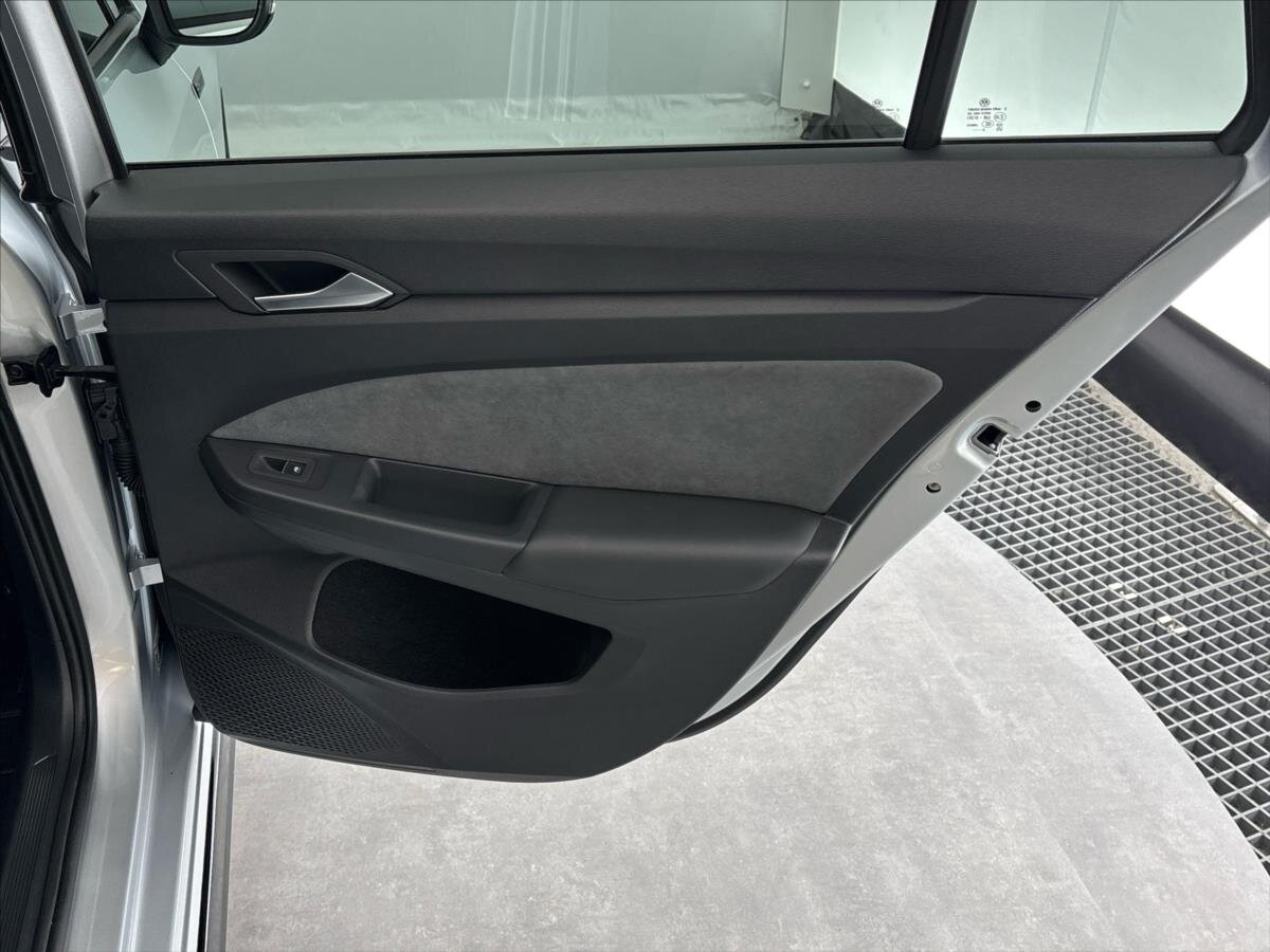 Volkswagen Golf Kombi 1,5 l 110 kw