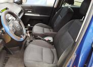 Mazda 5 7