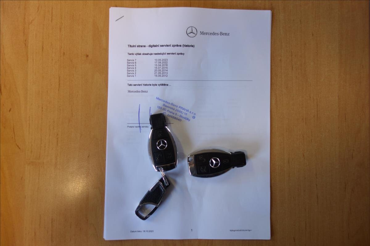 Mercedes-Benz Třídy C Sedan / Limuzína 3,0 l 170 kw