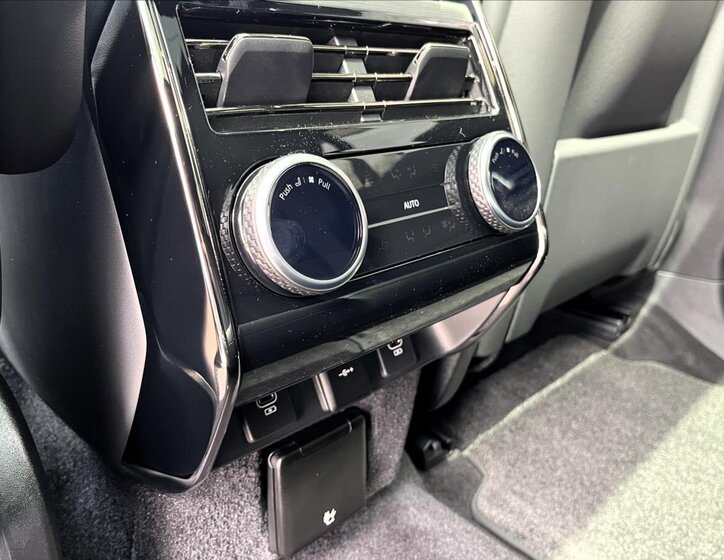 Land Rover Range Rover Sport SUV / Terénní 3,0 l 258 kw