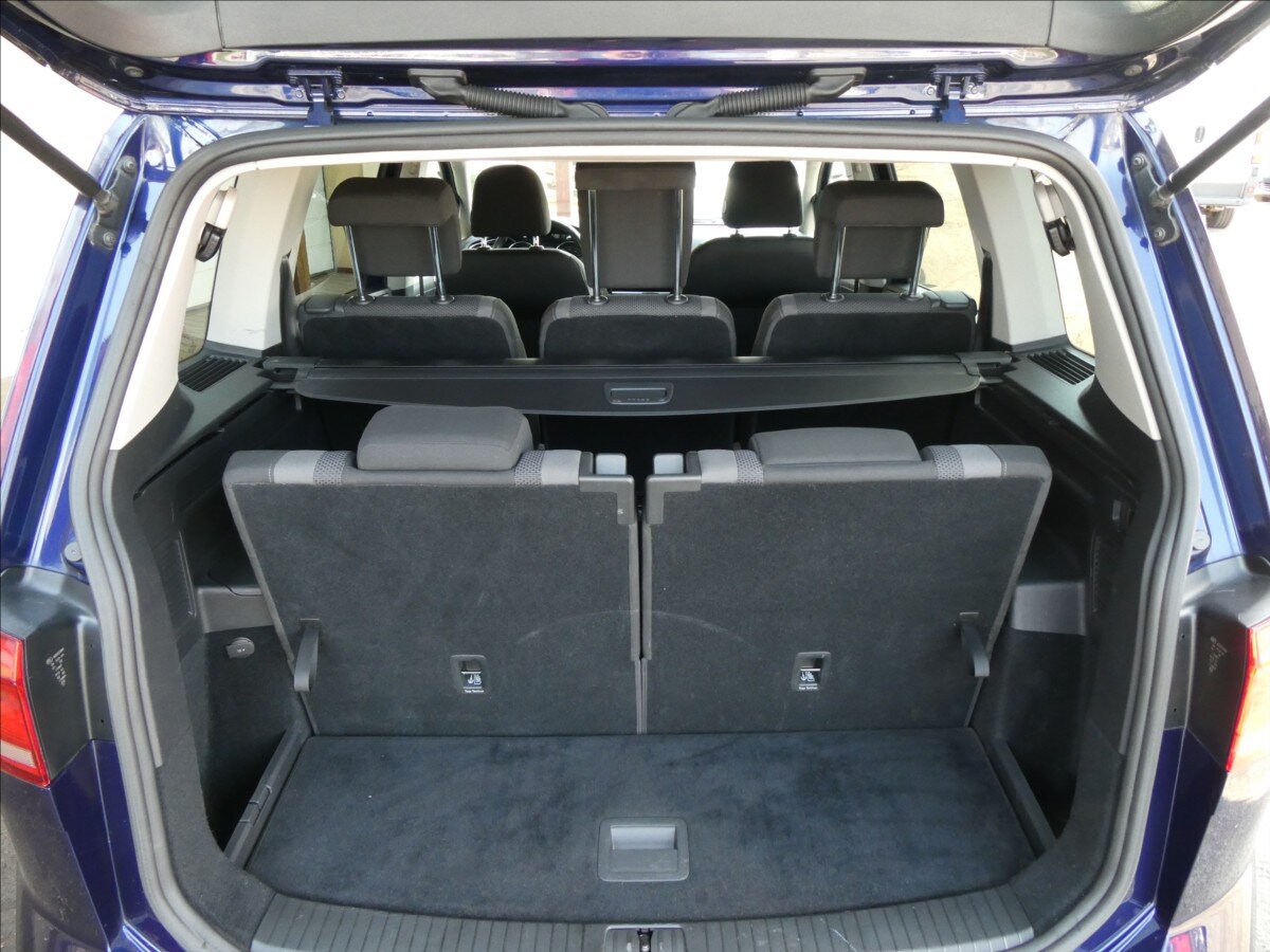 Volkswagen Touran MPV 1,2 l 81 kw