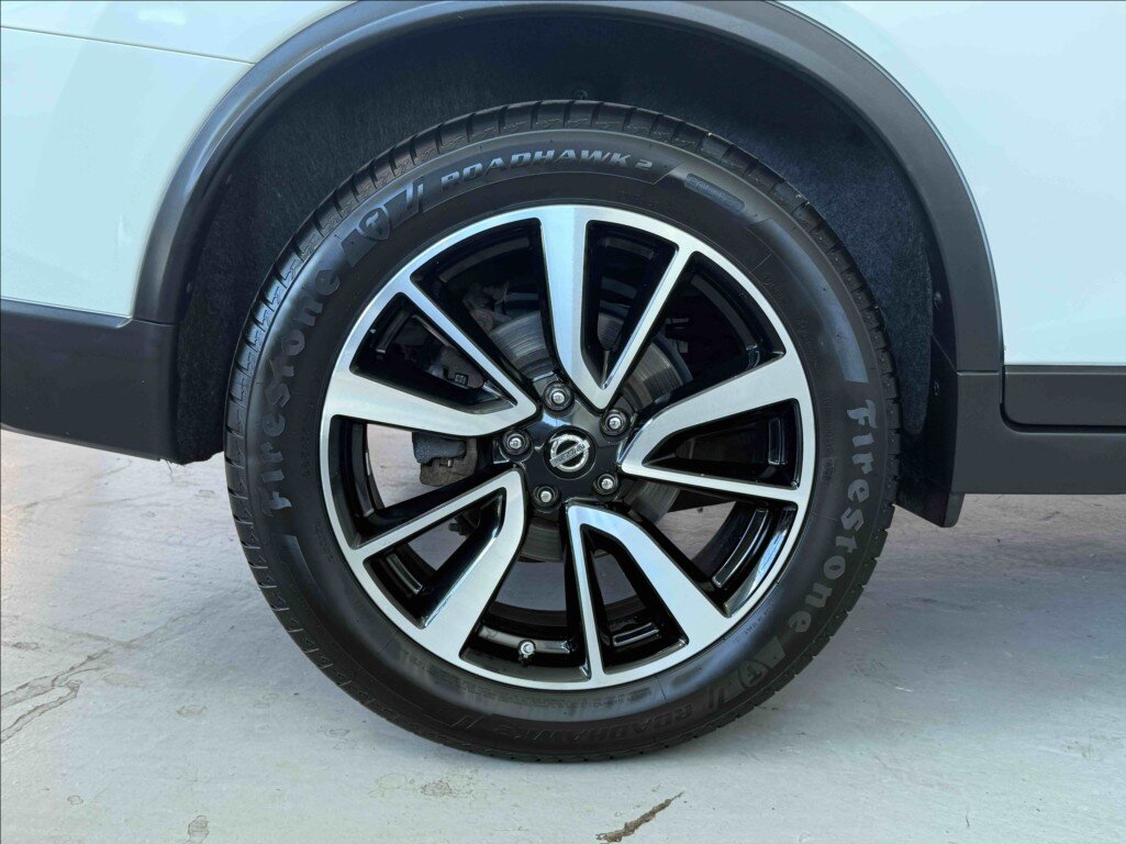 Nissan X-Trail SUV / Terénní 1,6 l 96 kw