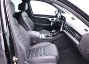 Volkswagen Touareg SUV / Terénní 3,0 l 210 kw