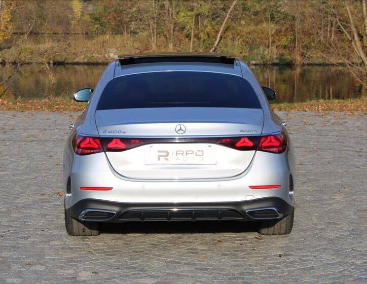 Mercedes-Benz Třídy E 5