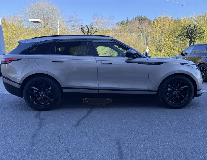 Land Rover Range Rover Velar SUV / Terénní 3,0 l 221 kw