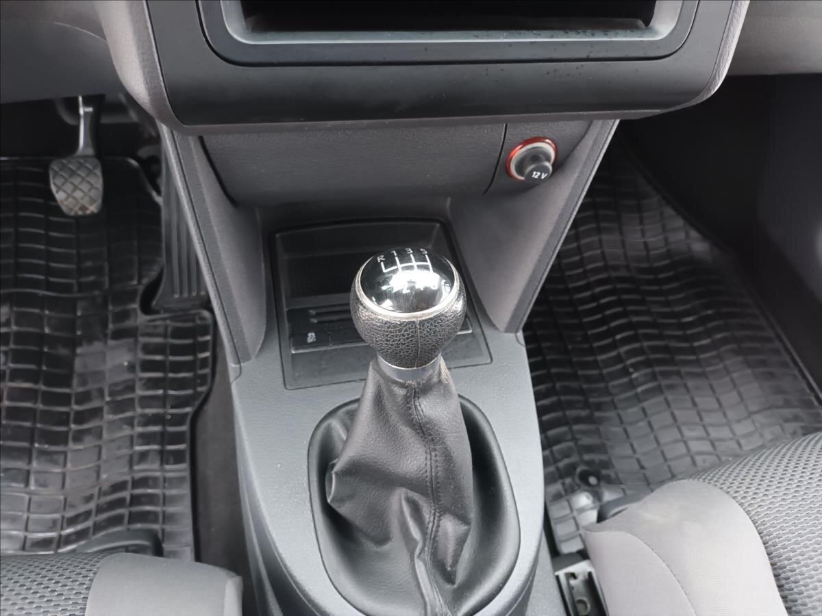 Volkswagen Touran MPV 1,2 l 77 kw