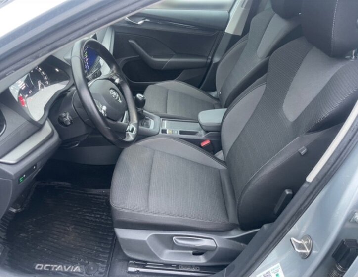 Škoda Octavia Liftback 2,0 l 85 kw